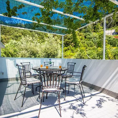 Apartment Apartments Robinzon Petar *