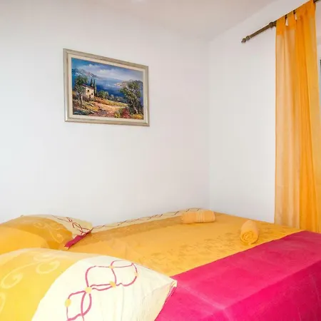 Apartment Apartments Robinzon Petar *